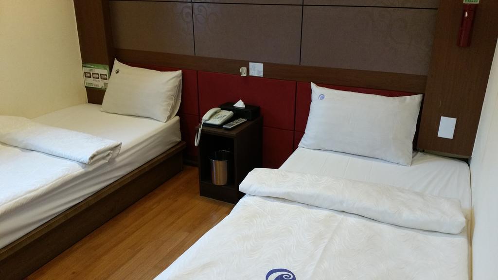 Coups Hotel Szöul Szoba fotó